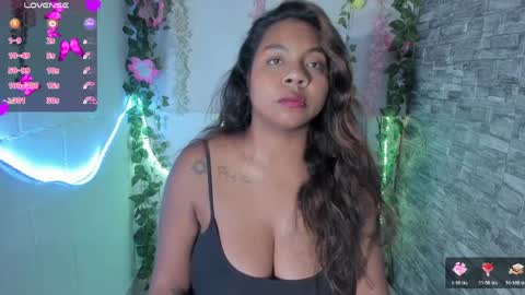 Snapshot of nathasha_jhonsom_ chatting on 04/07/26, 05:08 Naty online show from 04/07/26, 05:08