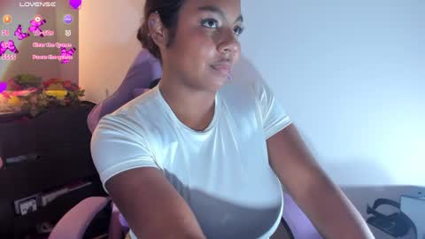 Snapshot of nathasha_jhonsom_ chatting on 05/06/26, 08:47 Naty online show from 05/06/26, 08:47