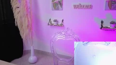 nathi_medusa online show from 09/19/25, 12:17