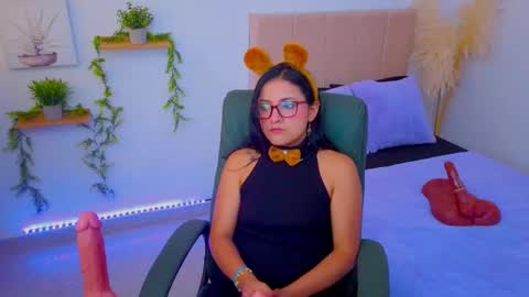 nathi_medusa online show from 10/21/25, 04:30