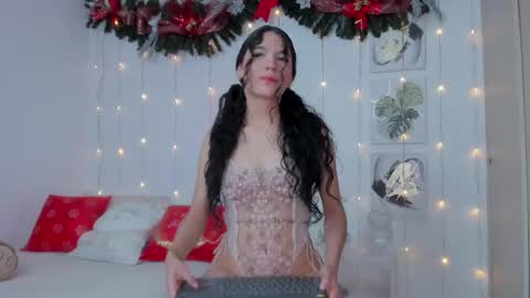 nathy_rosales online show from 12/18/25, 06:19