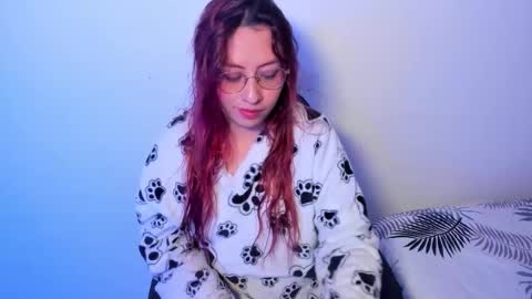 Natalia online show from 11/27/25, 05:48