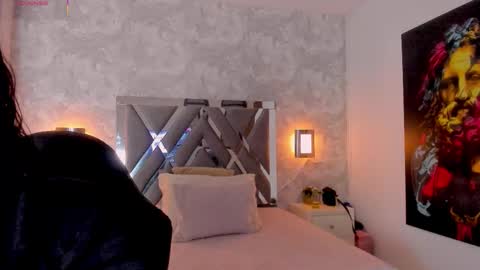 Snapshot of natt_collins chatting on 01/11/26, 02:49 Natalia online show from 01/11/26, 02:49