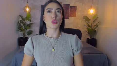 Snapshot of natt_collins chatting on 02/18/26, 02:29 Natalia online show from 02/18/26, 02:29