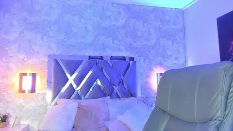 Snapshot of natt_collins chatting on 03/20/26, 03:55 Natalia online show from 03/20/26, 03:55