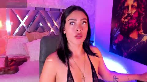 Snapshot of natt_collins chatting on 04/14/26, 04:07 Natalia online show from 04/14/26, 04:07