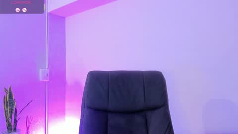 Snapshot of natt_collins chatting on 05/09/26, 02:39 Natalia online show from 05/09/26, 02:39