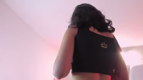Snapshot of natt_collins chatting on 06/21/26, 01:41 Natalia online show from 06/21/26, 01:41