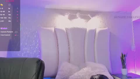 Snapshot of natt_collins chatting on 07/12/26, 01:18 Natalia online show from 07/12/26, 01:18