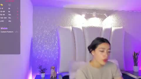 Snapshot of natt_collins chatting on 07/19/26, 01:09 Natalia online show from 07/19/26, 01:09