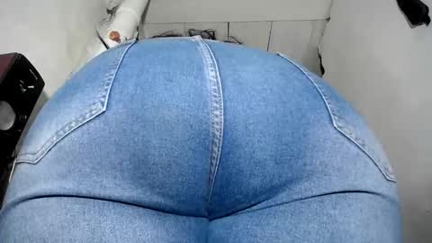 natalia online show from 06/11/26, 03:59