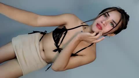 Snapshot of nattayah chatting on 04/18/26, 02:26 Nathalie smith online show from 04/18/26, 02:26