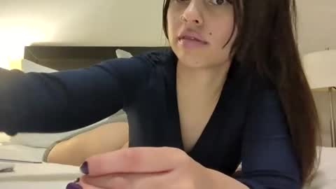 Natalia online show from 06/01/26, 12:01