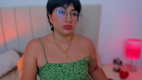 Nathalie online show from 04/01/26, 08:06