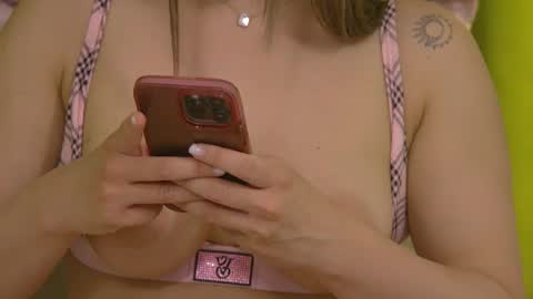 Snapshot of nattydevon chatting on 05/31/26, 05:37 Natty online show from 05/31/26, 05:37