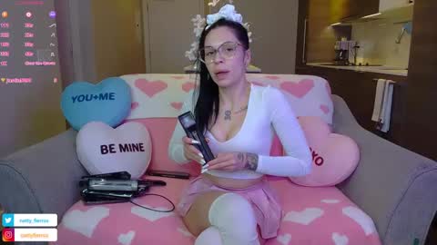 NATTY FIERROS online show from 01/21/25, 07:39