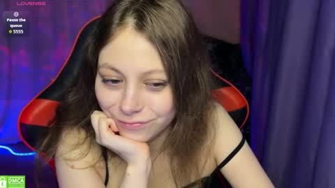 natural_babe666 online show from 06/06/26, 09:52