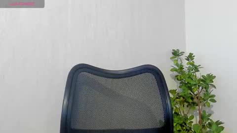 peach online show from 09/14/25, 02:38