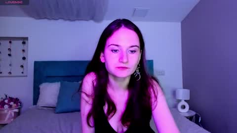 Meri online show from 09/19/25, 05:42