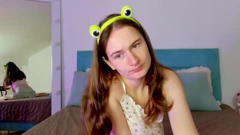 Meri online show from 10/22/25, 05:30