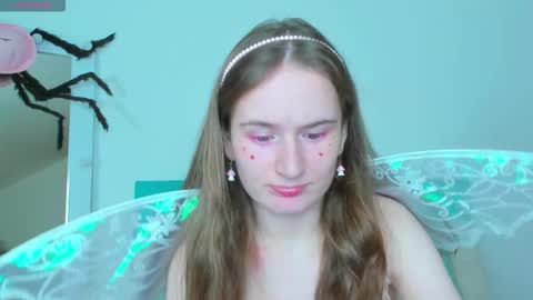 Snapshot of natural_meri_ chatting on 11/10/25, 06:34 Meri online show from 11/10/25, 06:34