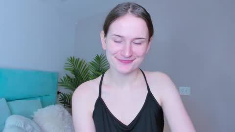 Snapshot of natural_meri_ chatting on 12/05/25, 06:55 Meri online show from 12/05/25, 06:55