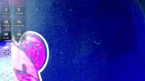Gwen  online show from 06/25/26, 07:51