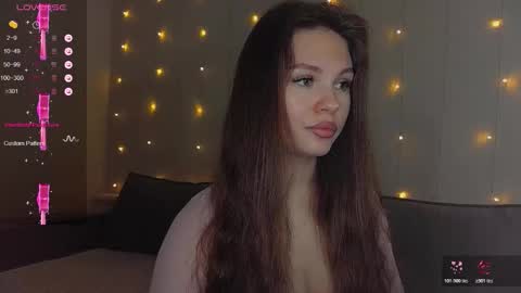 Snapshot of nature_starlight chatting on 12/22/25, 11:29 Eva online show from 12/22/25, 11:29