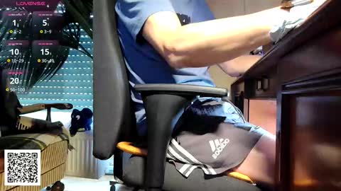 Nature online show from 10/31/25, 08:26