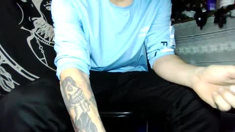 Snapshot of naturesbest951 chatting on 03/03/25, 02:04 NATURESBEST online show from 03/03/25, 02:04