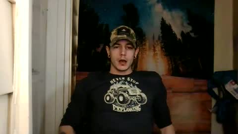 Snapshot of naturesbest951 chatting on 03/04/25, 01:01 NATURESBEST online show from 03/04/25, 01:01