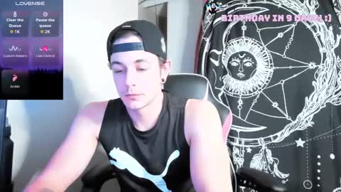 Snapshot of naturesbest951 chatting on 10/04/25, 01:47 NATURESBEST online show from 10/04/25, 01:47