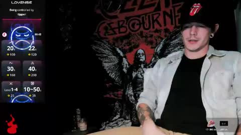 Snapshot of naturesbest951 chatting on 11/08/25, 01:39 NATURESBEST online show from 11/08/25, 01:39