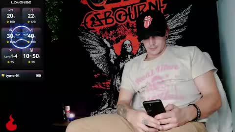 Snapshot of naturesbest951 chatting on 11/09/25, 04:55 NATURESBEST online show from 11/09/25, 04:55