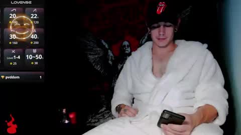 Snapshot of naturesbest951 chatting on 11/10/25, 03:16 NATURESBEST online show from 11/10/25, 03:16