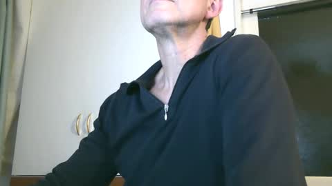 Snapshot of naturista25 chatting on 10/24/25, 05:53 naturista25 online show from 10/24/25, 05:53