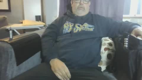 Snapshot of naturistmale45 chatting on 10/07/25, 08:11 naturistmale45 online show from 10/07/25, 08:11