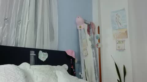 natutalcorps online show from 05/18/26, 02:07