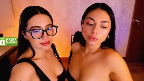 Natalia  Valeria online show from 03/01/25, 10:55