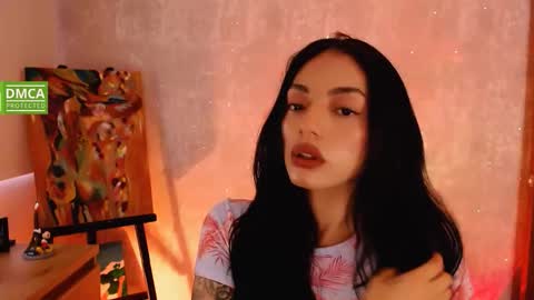 Natalia  Valeria online show from 11/05/25, 10:48