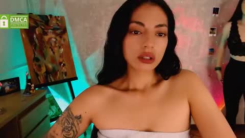 Snapshot of natval_ chatting on 02/19/26, 10:22 Natalia Valeria online show from 02/19/26, 10:22