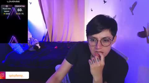 Snapshot of naty_lux19 chatting on 10/16/25, 07:42 Fernanda online show from 10/16/25, 07:42