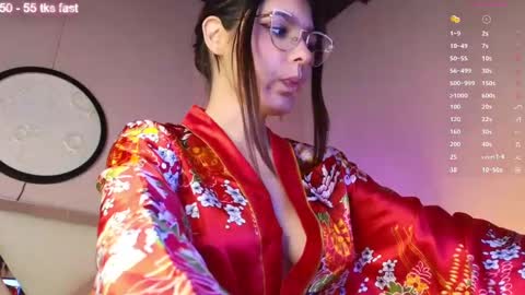 Naty Saenz online show from 12/07/24, 10:01