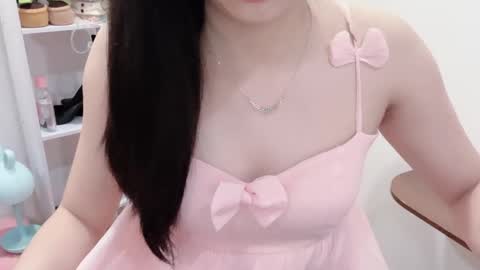 Snapshot of natycutiegirl chatting on 04/22/26, 02:14 Kiki online show from 04/22/26, 02:14
