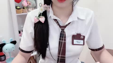 Snapshot of natycutiegirl chatting on 04/30/26, 01:12 Kiki online show from 04/30/26, 01:12