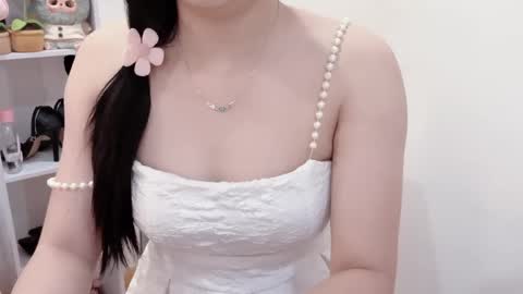 Snapshot of natycutiegirl chatting on 06/04/26, 02:17 Kiki online show from 06/04/26, 02:17