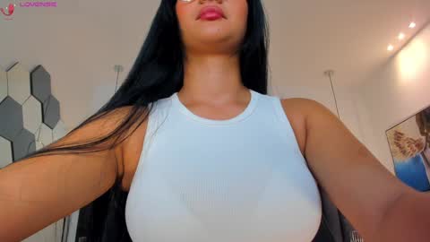 Naty Ferrer online show from 12/02/24, 10:39