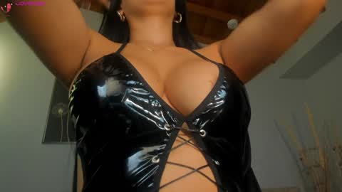 Naty Ferrer online show from 12/12/24, 10:34