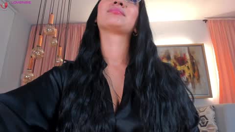 Naty Ferrer online show from 12/17/24, 05:15