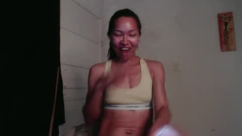 Snapshot of natzumi_mcqueen chatting on 02/11/25, 10:28 Stella Mcqueen online show from 02/11/25, 10:28